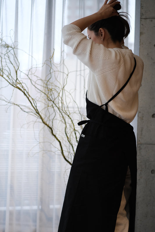 リネンエプロン black